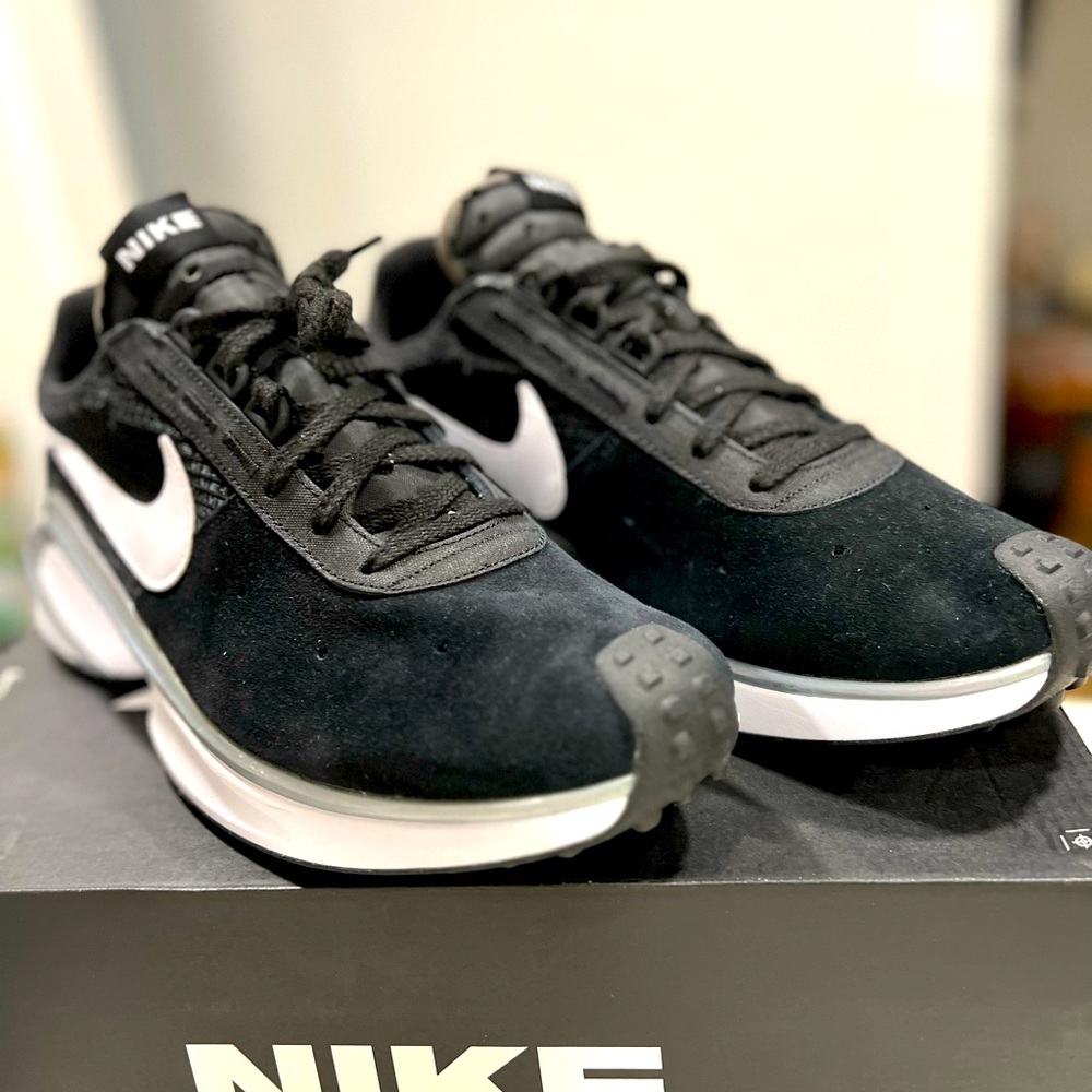 Nike D/MS/X